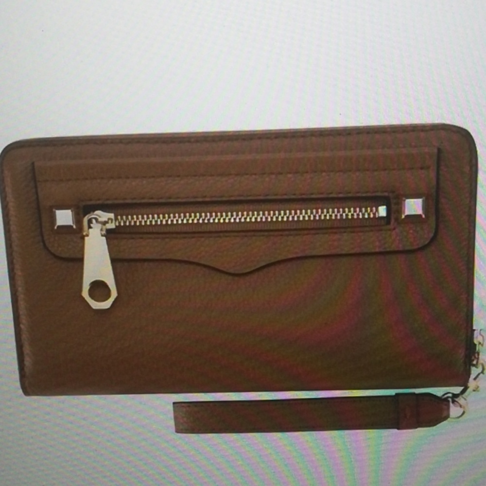 Rebecca Minkoff Regan Charging Zip Wristlet